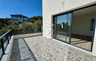 Yakaköy Profesörler Sitesi Yakını Satılık 5+2 Villa 