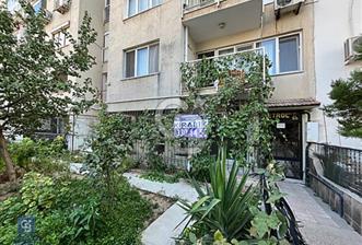 BOSTANLI MERKEZİ KONUMDA 2+1 KİRALIK DAİRE