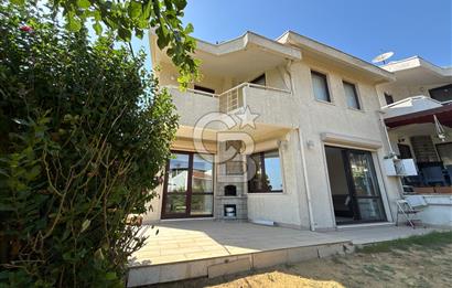SİLİVRİ SANCAKTEPE MH. AKÇAKÖY TATİL SİTESİNDE FULL DENİZ MANZARALI , ÖZEL BAHÇELİ 3+1 VİLLA
