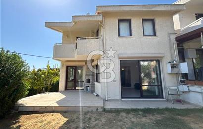SİLİVRİ SANCAKTEPE MH. AKÇAKÖY TATİL SİTESİNDE FULL DENİZ MANZARALI , ÖZEL BAHÇELİ 3+1 VİLLA