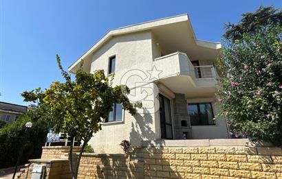 SİLİVRİ SANCAKTEPE MH. AKÇAKÖY TATİL SİTESİNDE FULL DENİZ MANZARALI , ÖZEL BAHÇELİ 3+1 VİLLA