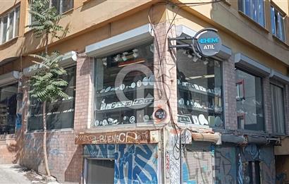 İstanbul - Beyoğlu - Emekyemez'de Satılık 109 M2 Dükkan