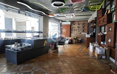 İstanbul - Beyoğlu - Emekyemez'de Satılık 109 M2 Dükkan