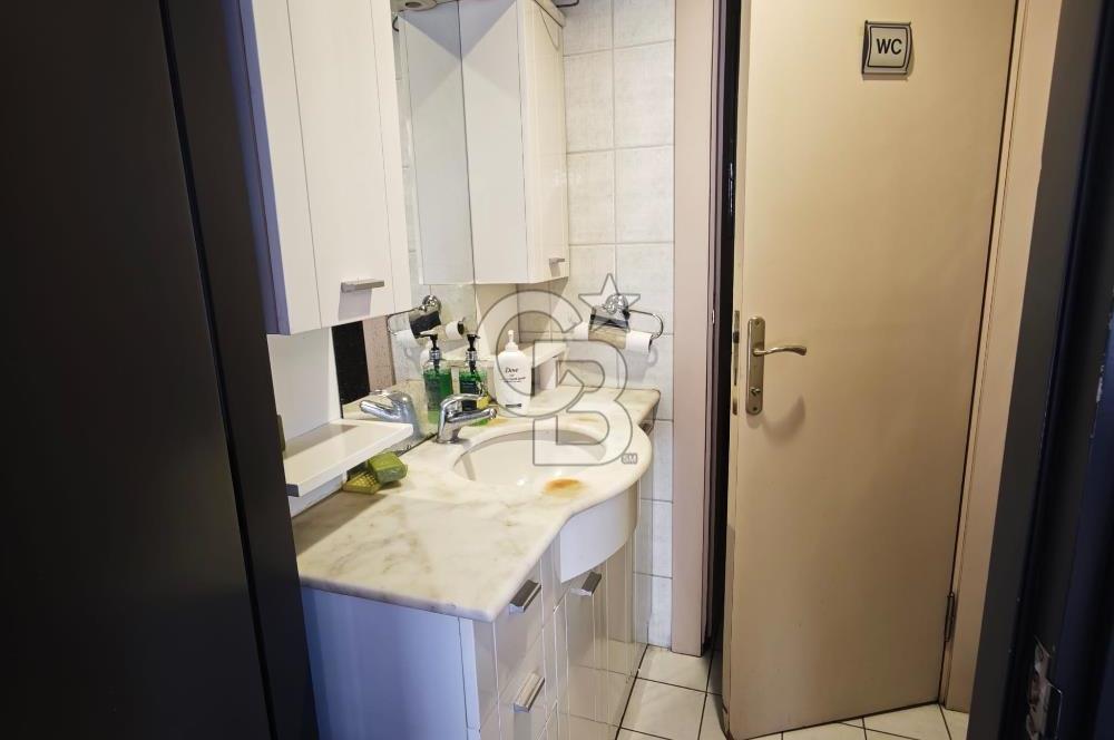 İstanbul - Beyoğlu - Emekyemez'de Satılık 109 M2 Dükkan