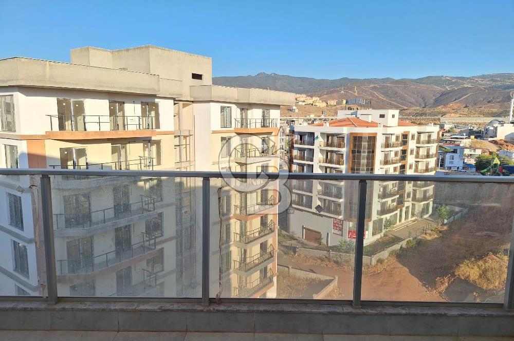 MENEMEN ASARLIK 3+1 FERAH SATILIK DAİRE