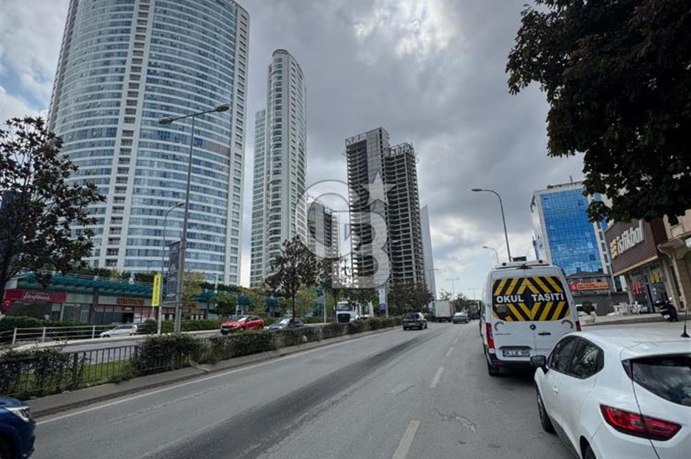 ÜMRANİYE KÜÇÜKSU CADDESİNDE DEVREN HAZIR PİLATES SALONU