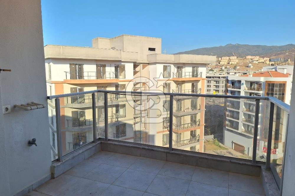 MENEMEN ZEYTİNLİK 3+1 KULLANIŞLI SATILIK DAİRE