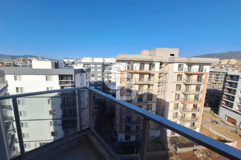 MENEMEN ZEYTİNLİK 3+1 KULLANIŞLI SATILIK DAİRE