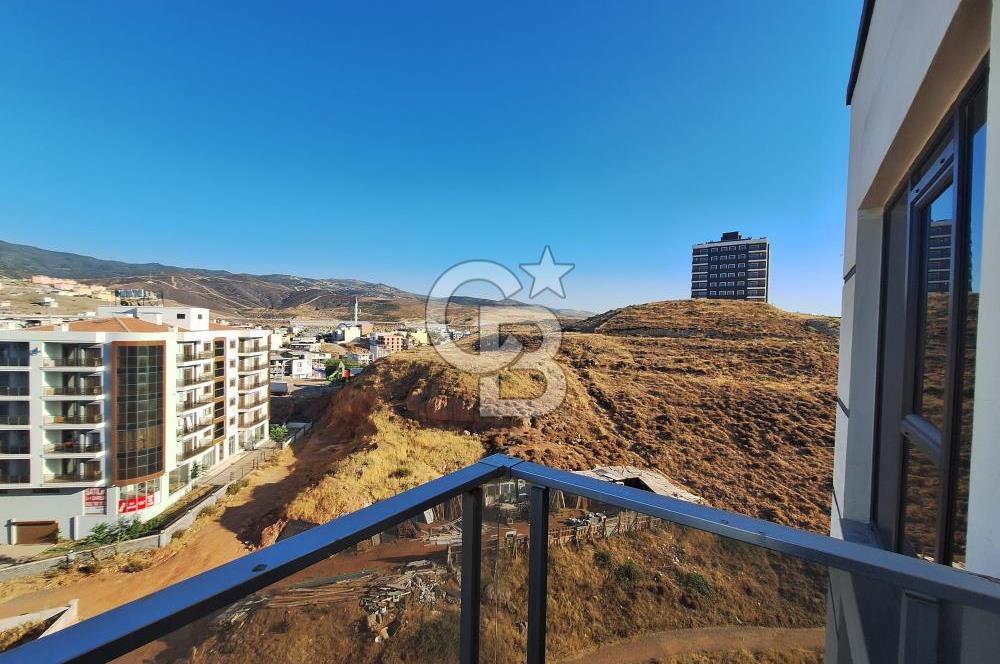 MENEMEN ZEYTİNLİK 3+1 KULLANIŞLI SATILIK DAİRE