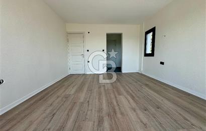 Yakaköy Profesörler Sitesi Yakını Satılık 5+2 Villa 