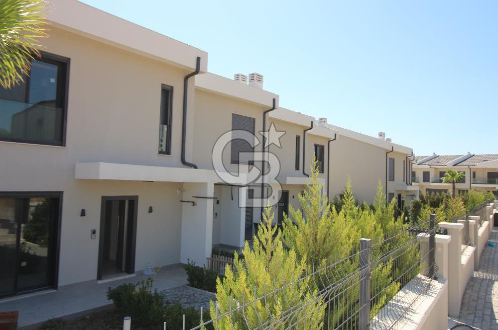 Havalimanına 5 DK-Sınırlı Sayıda 4+1 Modern Koza Villaları