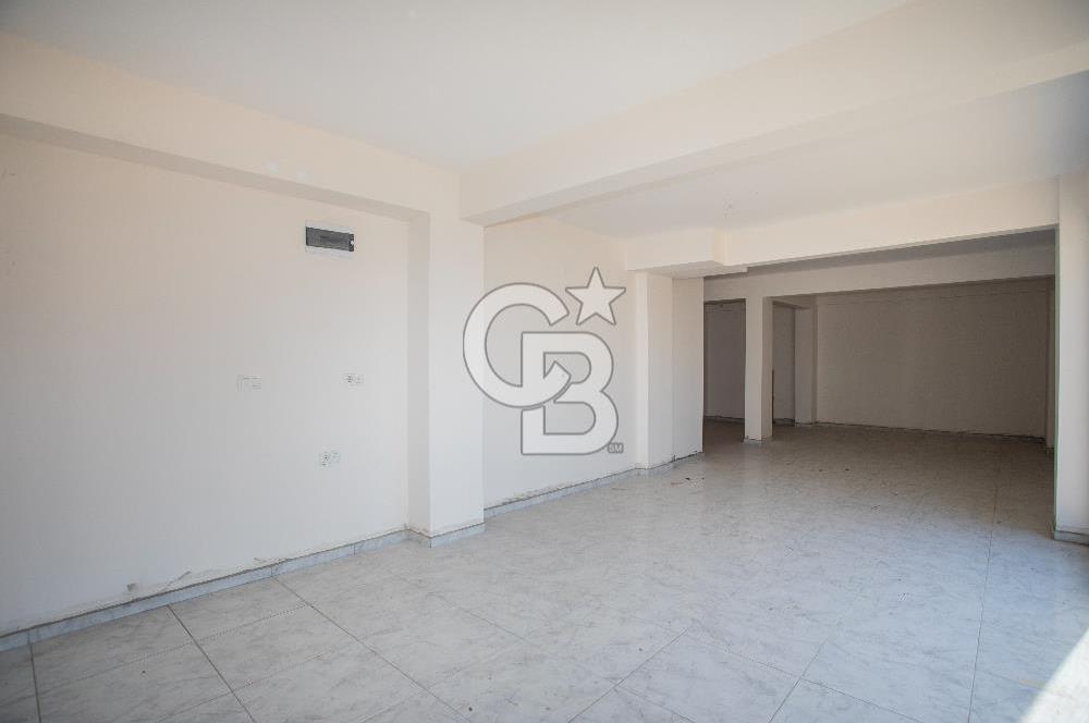 Foça Yenibağarası Ana Cadde Üzeri Kiralık Dükkan