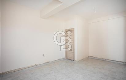 Foça Yenibağarası Ana Cadde Üzeri Kiralık Dükkan