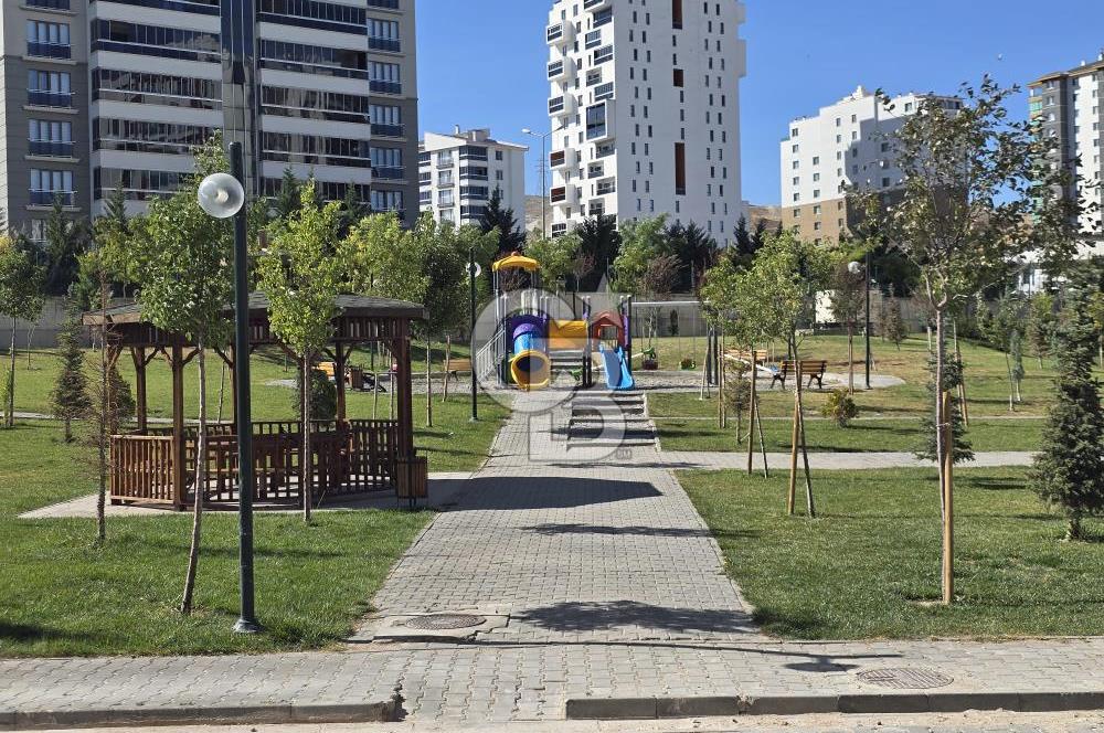 CB PREMIUM'DAN BAĞLICA'DA MASRAFSIZ TEMİZ KİRALIK 4+1 DAİRE