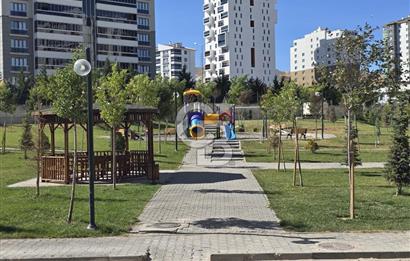 CB PREMIUM'DAN BAĞLICA'DA MASRAFSIZ TEMİZ KİRALIK 4+1 DAİRE