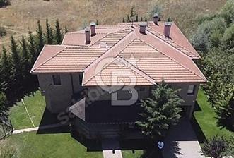 İNCEK-YILDIRIM AKBULUT MEVKİİ-1.124 m2 ARSA İÇİNDE-450 m2 VİLLA