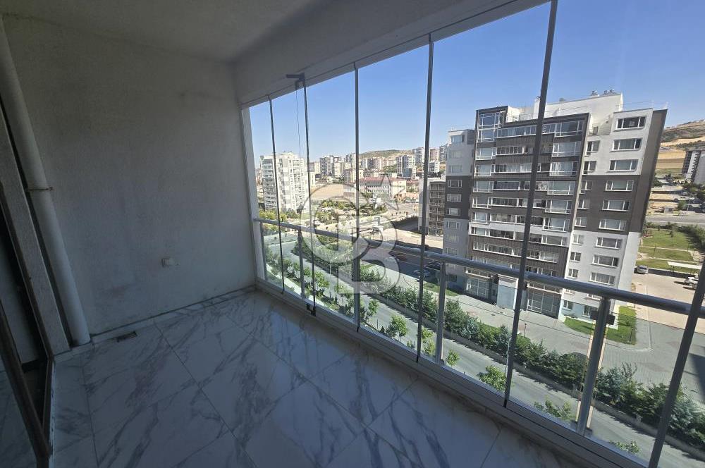 CB PREMIUM'DAN BAĞLICA'DA MASRAFSIZ TEMİZ KİRALIK 4+1 DAİRE