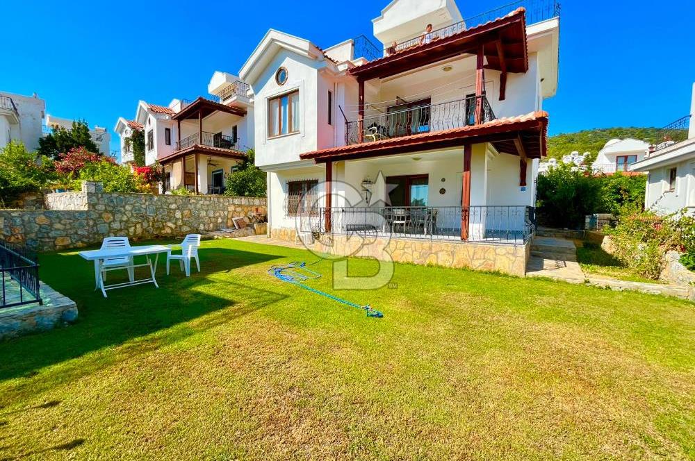 KIYIKIŞLACIK’TA SİTE İÇERİSİNDE GENİŞ BAHÇELİ 3+1 MÜSTAKİL VİLLA