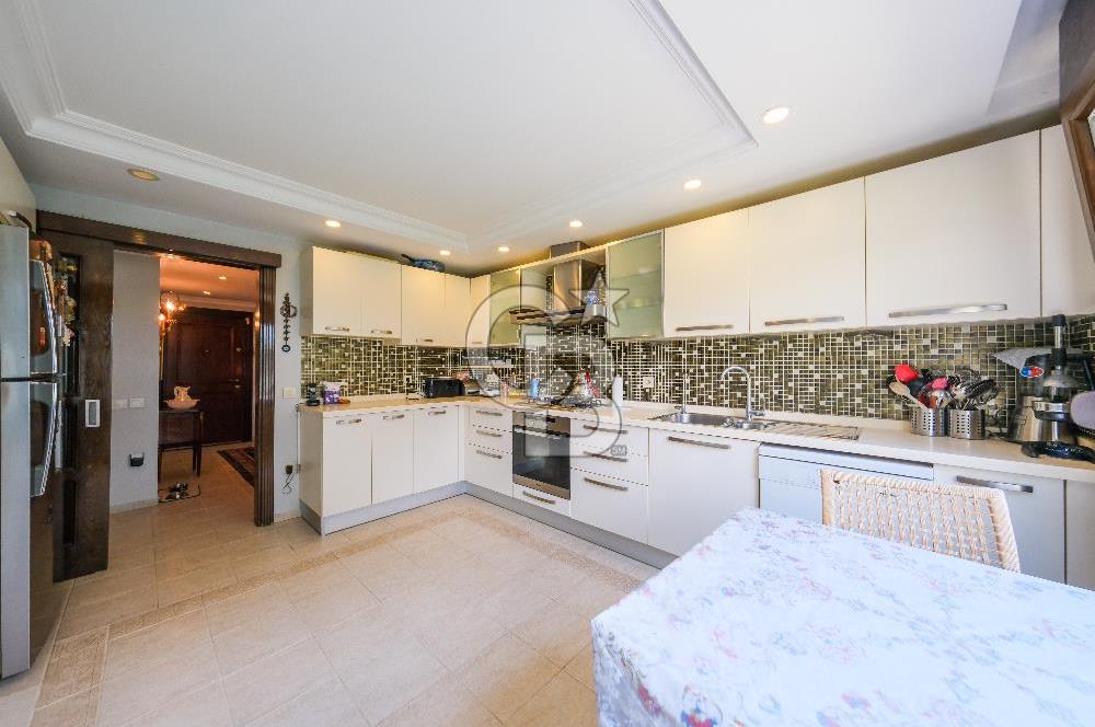 Satılık Beşiktaş  232 m² Daire Caniko Sitesi Kız Kulesi Manzaralı