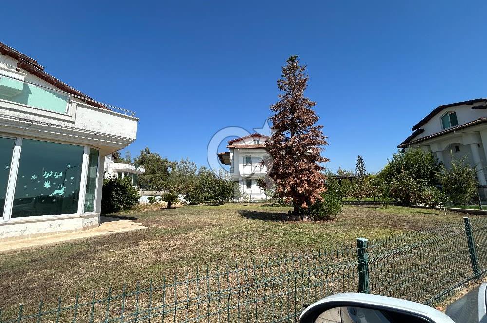 Adana / Çukurova / Dörtler Mh. Site İçerisinde 5+1 Ultra Lüks Triplex Villa