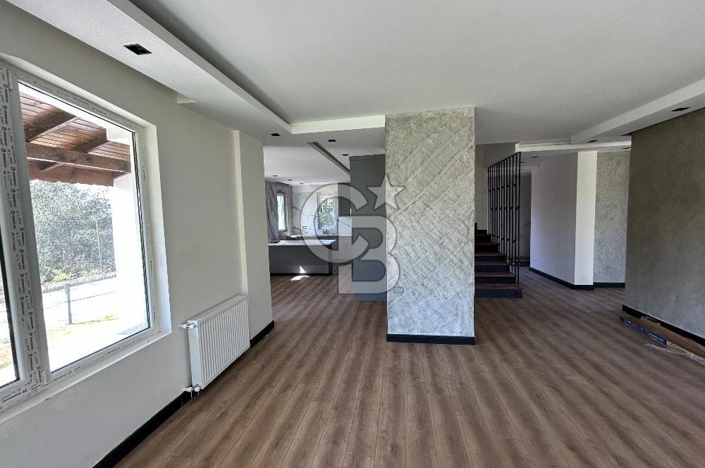 Adana / Çukurova / Dörtler Mh. Site İçerisinde 5+1 Ultra Lüks Triplex Villa