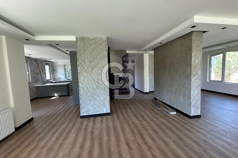 Adana / Çukurova / Dörtler Mh. Site İçerisinde 5+1 Ultra Lüks Triplex Villa