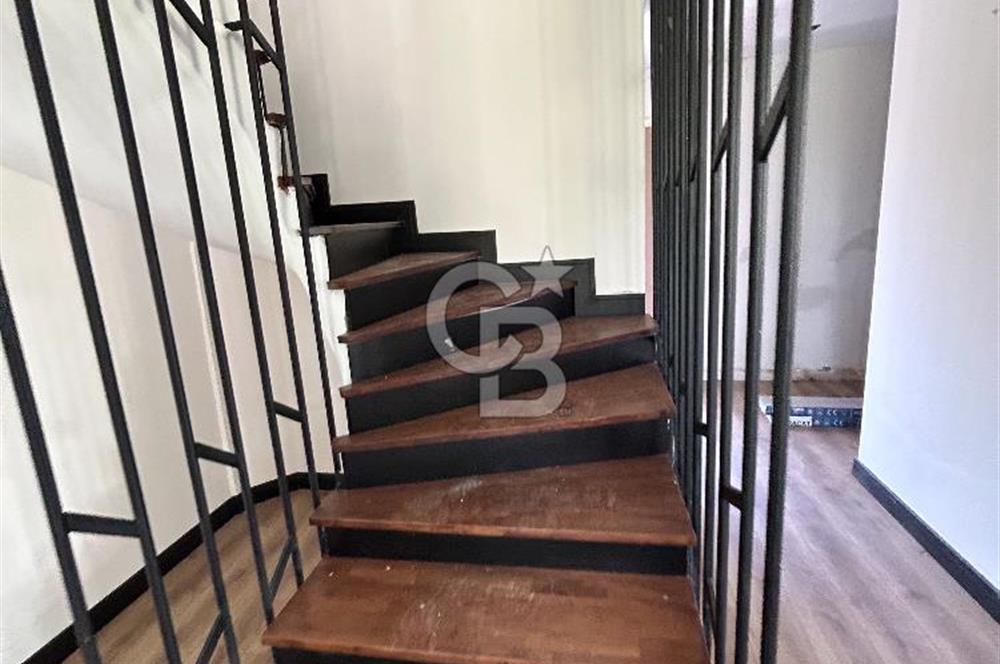 Adana / Çukurova / Dörtler Mh. Site İçerisinde 5+1 Ultra Lüks Triplex Villa