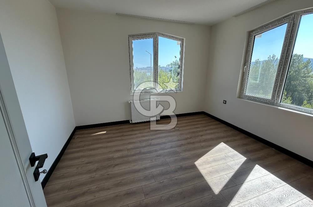 Adana / Çukurova / Dörtler Mh. Site İçerisinde 5+1 Ultra Lüks Triplex Villa