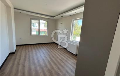 Adana / Çukurova / Dörtler Mh. Site İçerisinde 5+1 Ultra Lüks Triplex Villa