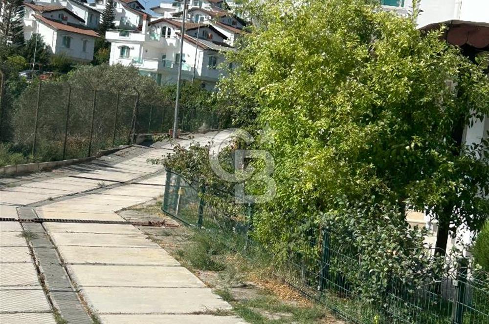 Adana / Çukurova / Dörtler Mh. Site İçerisinde 5+1 Ultra Lüks Triplex Villa