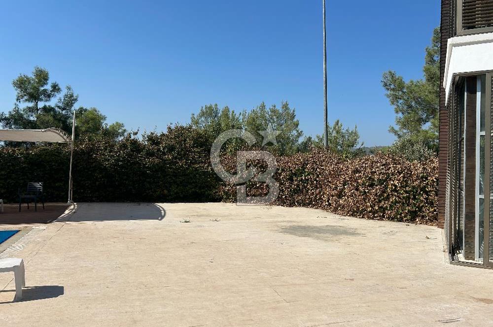 Adana / Çukurova / Dörtler Mh. Site İçerisinde 5+1 Ultra Lüks Triplex Villa