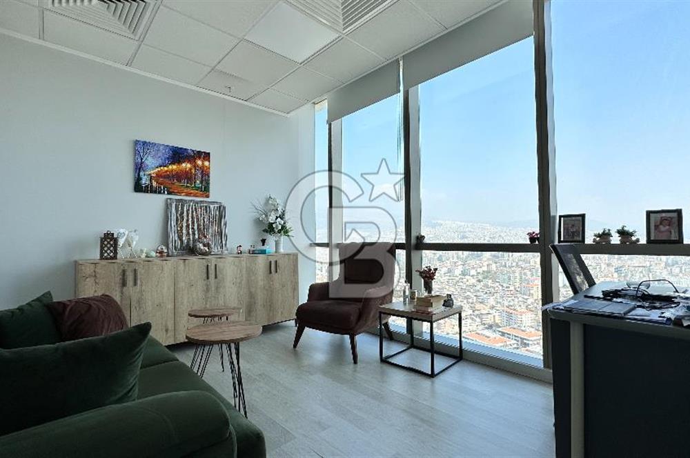Folkart Towers'da Kiralık Eşyasız 179m2 Şehir Manzaralı Ofis