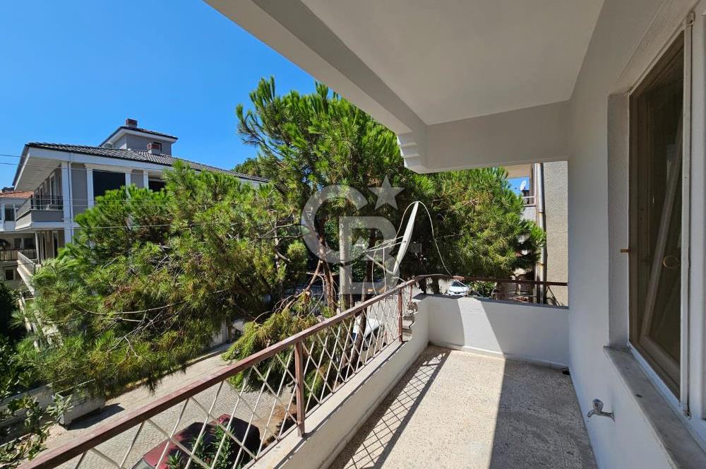 Ayvalık Aliçetinkaya'da Yenilenmiş 2+1 Kiralık Daire