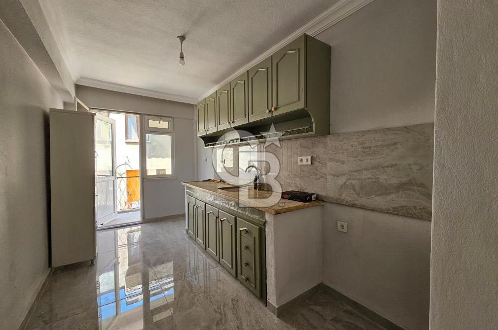 Ayvalık Aliçetinkaya'da Yenilenmiş 2+1 Kiralık Daire