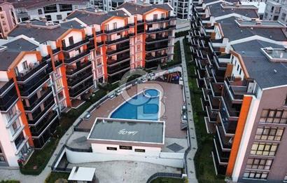 AKÇALAR LAKE CİTY 'DE GÖL MANZARALI SATILIK 3+1 DUBLEKS DAİRE