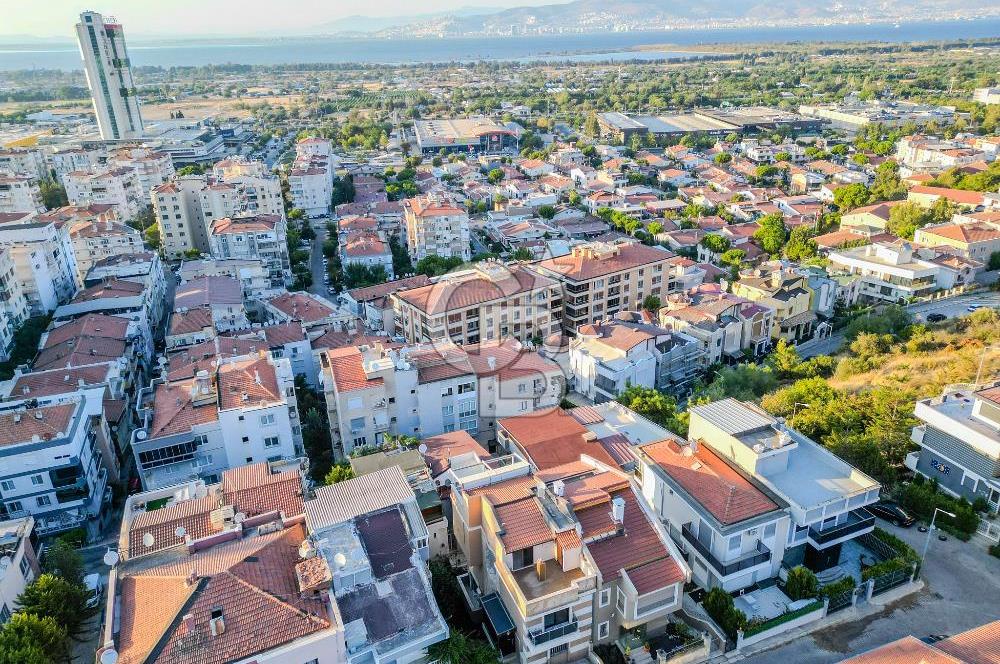 BALÇOVA KORUTÜRK 6+1 ÖZEL TERASLI SATILIK VİLLA