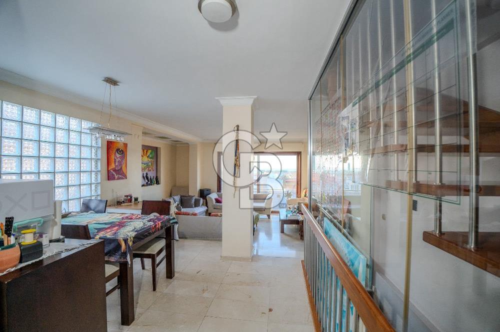 BALÇOVA KORUTÜRK 6+1 ÖZEL TERASLI SATILIK VİLLA