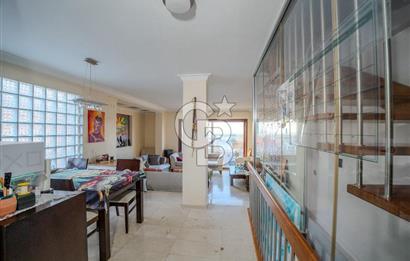 BALÇOVA KORUTÜRK 6+1 ÖZEL TERASLI SATILIK VİLLA
