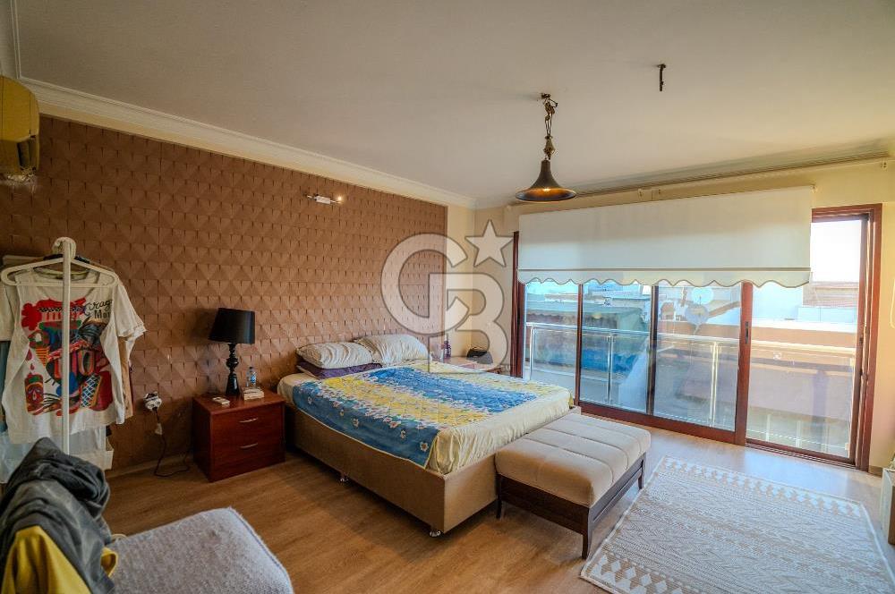 BALÇOVA KORUTÜRK 6+1 ÖZEL TERASLI SATILIK VİLLA