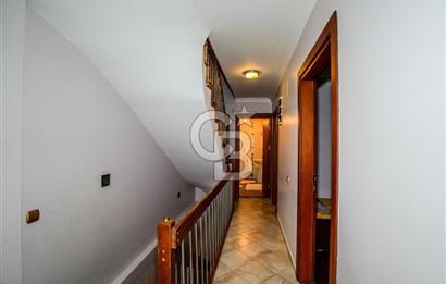 BALÇOVA KORUTÜRK 6+1 ÖZEL TERASLI SATILIK VİLLA