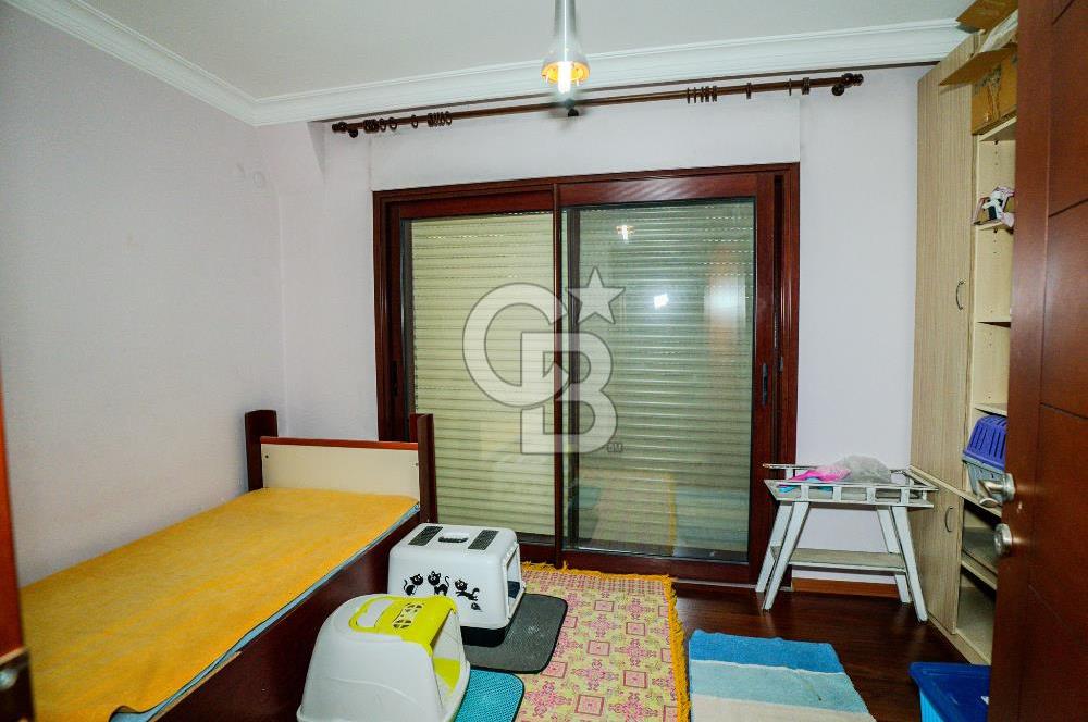 BALÇOVA KORUTÜRK 6+1 ÖZEL TERASLI SATILIK VİLLA