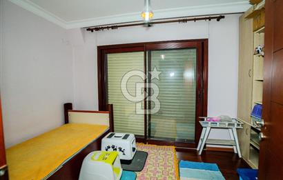 BALÇOVA KORUTÜRK 6+1 ÖZEL TERASLI SATILIK VİLLA