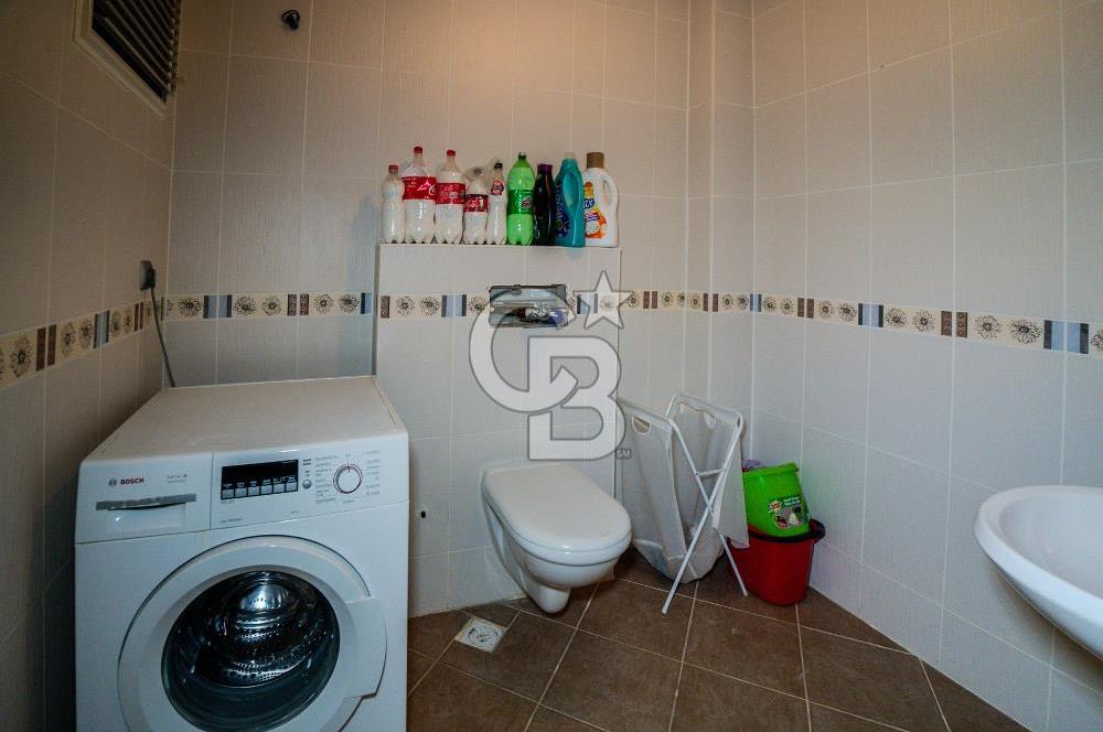 BALÇOVA KORUTÜRK 6+1 ÖZEL TERASLI SATILIK VİLLA