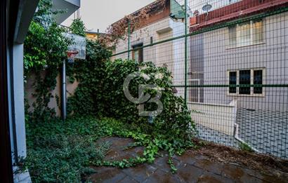 BALÇOVA KORUTÜRK 6+1 ÖZEL TERASLI SATILIK VİLLA