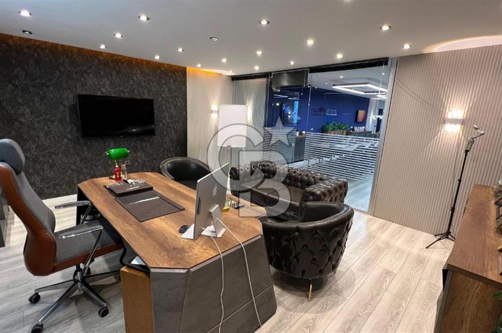 Bayraklı Manas Blv Folkart Tower's Karşısı Geniş Ofis