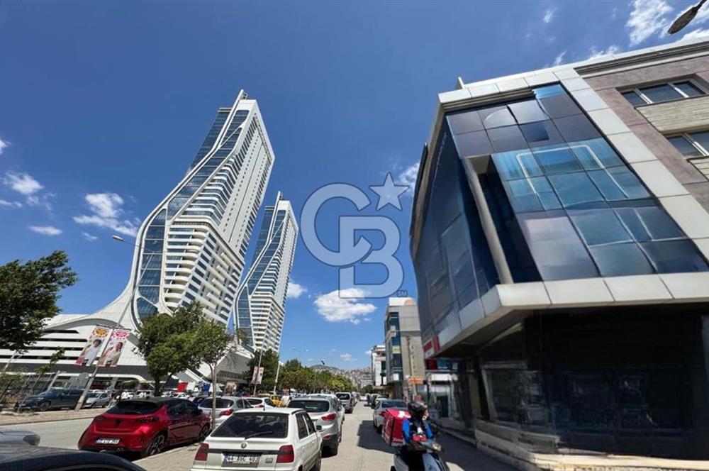 Bayraklı Manas Blv Folkart Tower's Karşısı Geniş Ofis
