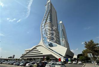 Bayraklı Manas Blv Folkart Tower's Karşısı Geniş Ofis