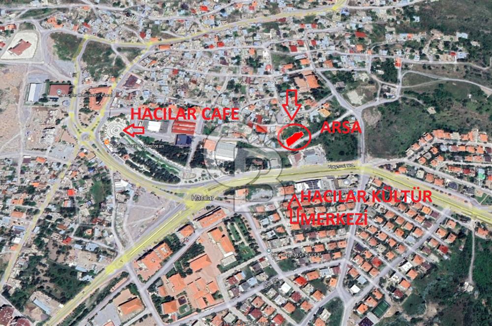 HACILARIN MERKEZİNDE SON KALAN ARSA VE BAGI TAM MEYDANDA SÜPER