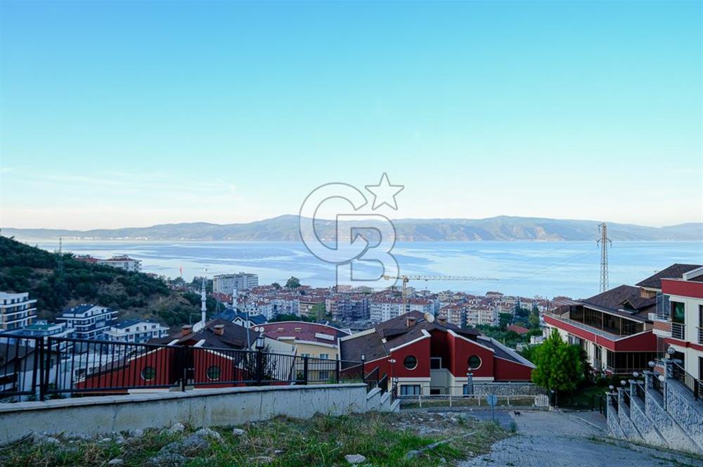 MUDANYA'DA PANORAMİK ORMAN VE DENİZ MANZARALI SATILIK 3+1 DAİRE