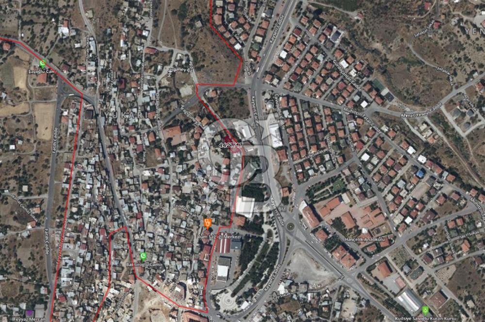 HACILARIN MERKEZİNDE SON KALAN ARSA VE BAGI TAM MEYDANDA SÜPER